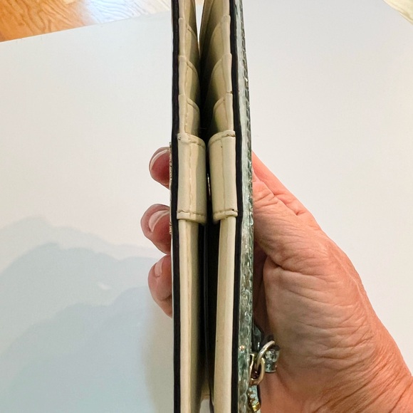 Kate Spade Green Glitter Bag - Picture 10 of 10